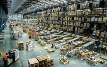 Maximizing Warehouse Efficiency with VNA Racking Systems